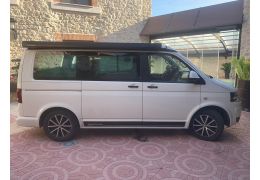 VOLKSWAGEN CALIFORNIA · Van used