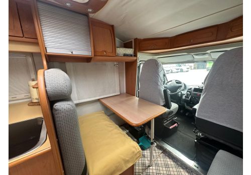 Low Profile Motorhome MONCAYO H-435 en Sale Occasion