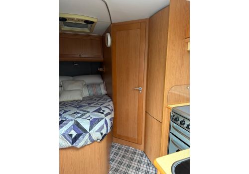 Low Profile Motorhome MONCAYO H-435 en Sale Occasion