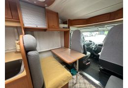 Low Profile Motorhome MONCAYO H-435 in Sale Occasion