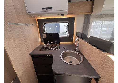 Low Profile Motorhome SUNLIGHT T68 en Sale Occasion