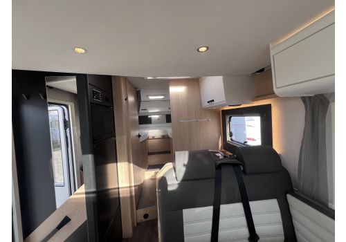 Low Profile Motorhome SUNLIGHT T68 en Sale Occasion