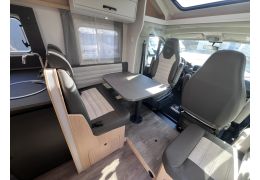 Low Profile Motorhome SUNLIGHT T68 Modelo 2024 in Rent