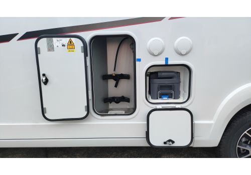 Low Profile Motorhome RAPIDO C86 Night en Sale Occasion