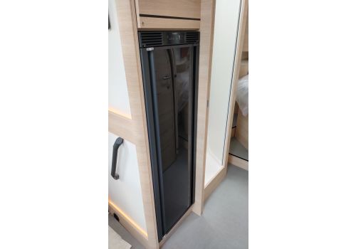 Low Profile Motorhome RAPIDO C86 Night en Sale Occasion