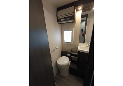 Capuchina Motorhome ROLLER TEAM Kronos 284 M en Sale Occasion