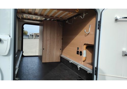 Low Profile Motorhome CARADO V339 en Sale Occasion