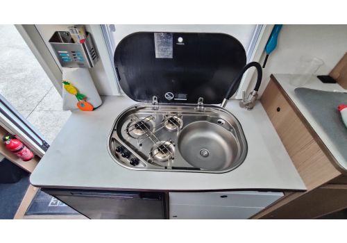 Low Profile Motorhome CARADO V339 en Sale Occasion