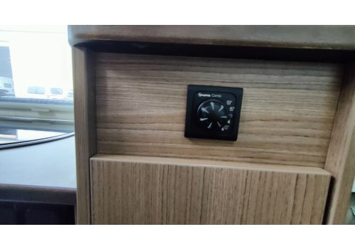 Low Profile Motorhome CARADO V339 en Sale Occasion
