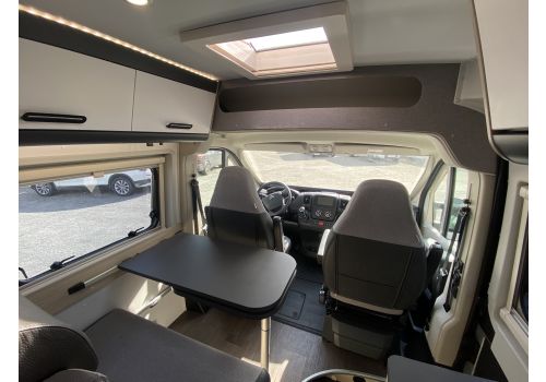 Camper Van ADRIA SUN LIVING V60 en Sale Occasion