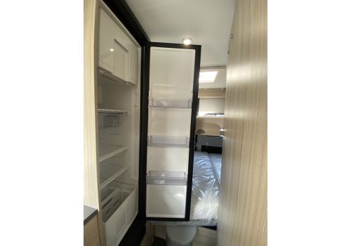 Camper Van ADRIA SUN LIVING V60 en Sale Occasion