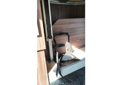 Low Profile Motorhome BENIMAR Tessoro 496 en Sale Occasion