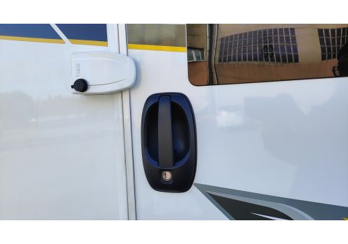 Low Profile Motorhome BENIMAR Tessoro 496 en Sale Occasion