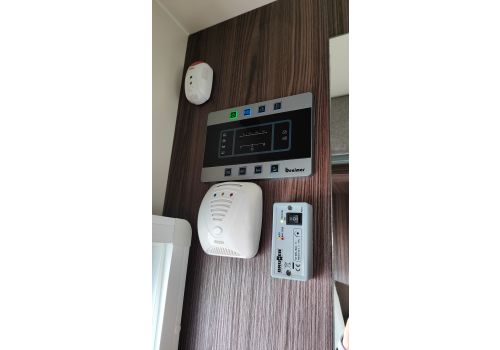 Low Profile Motorhome BENIMAR Tessoro 496 en Sale Occasion
