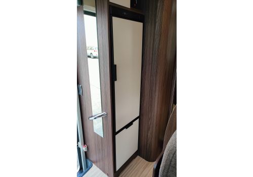Low Profile Motorhome BENIMAR Tessoro 496 en Sale Occasion