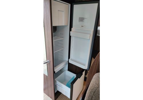 Low Profile Motorhome BENIMAR Tessoro 496 en Sale Occasion