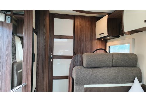 Low Profile Motorhome BENIMAR Tessoro 496 en Sale Occasion