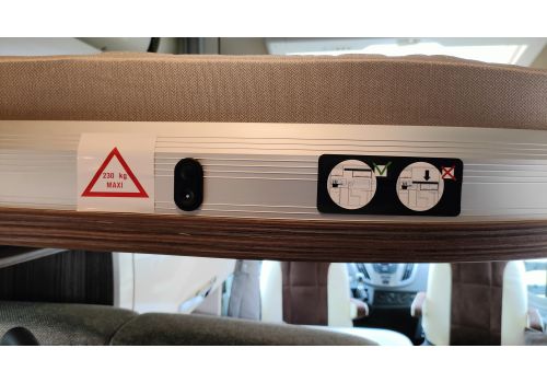 Low Profile Motorhome BENIMAR Tessoro 496 en Sale Occasion