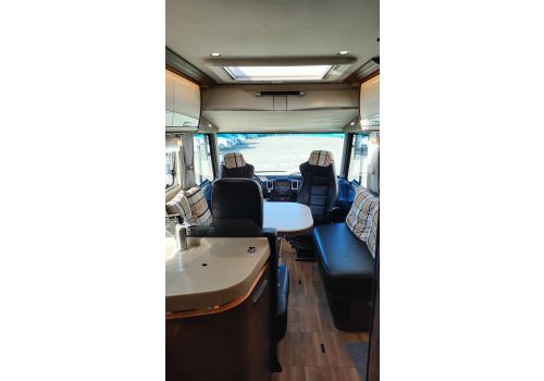 Integral Motorhome NIESMANN BISCHOFF ARTO 88F en Sale Occasion