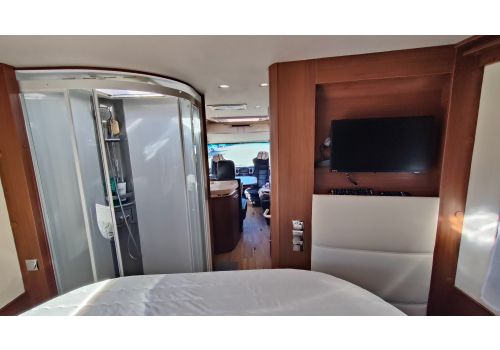 Integral Motorhome NIESMANN BISCHOFF ARTO 88F en Sale Occasion