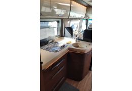 Integral Motorhome NIESMANN BISCHOFF ARTO 88F in Sale Occasion