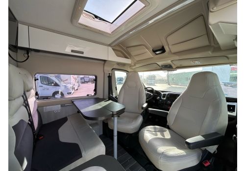 Camper Van ROLLER TEAM Livingstone 5 Sport en Sale Occasion