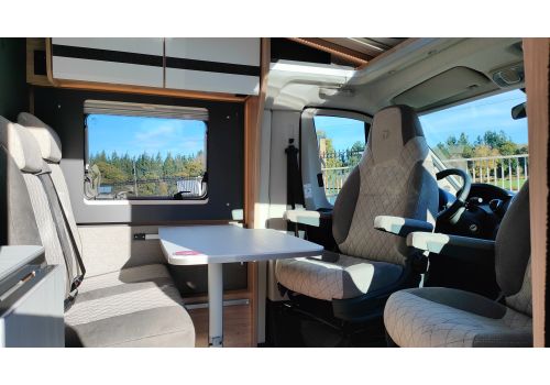 Low Profile Motorhome DETHLEFFS Globebus Camp T1 en Sale Occasion