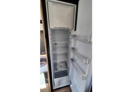 Low Profile Motorhome DETHLEFFS Globebus Camp T1 en Sale Occasion