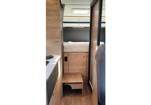 Low Profile Motorhome DETHLEFFS Globebus Camp T1 en Sale Occasion