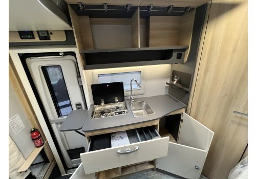 Low Profile Motorhome ITINEO PF600 Modelo 2025 en Sale Occasion