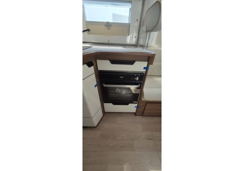 Integral Motorhome RAPIDO 8066DF Modelo 2025 en Sale Occasion