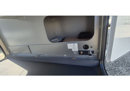 Integral Motorhome RAPIDO 8066DF Modelo 2025 en Sale Occasion