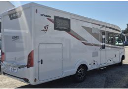 Integral Motorhome RAPIDO 8066DF Modelo 2025 in Catalog