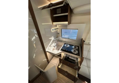 Low Profile Motorhome MOBILVETTA Krosser P 90 en Sale Occasion