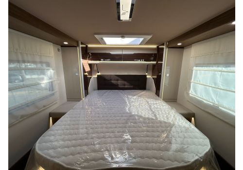 Low Profile Motorhome MOBILVETTA Krosser P 90 en Sale Occasion