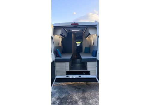 Camper Van SUN LIVING V Series 65SL en Sale Occasion