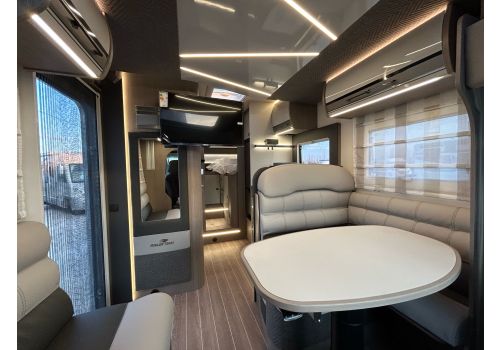 Low Profile Motorhome ROLLER TEAM Zefiro 285 TL en Sale Occasion