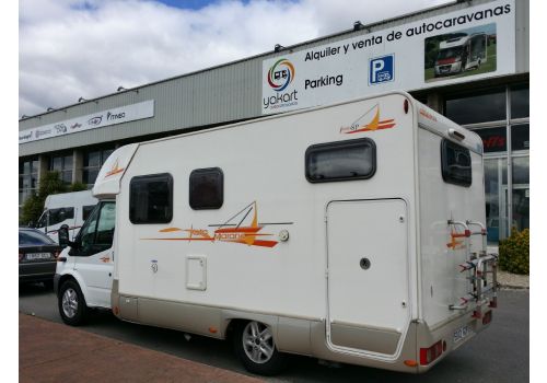Low Profile Motorhome RIMOR Katamarano 8P en Sale Occasion
