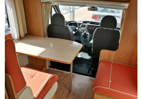 Low Profile Motorhome RIMOR Katamarano 8P en Sale Occasion