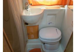 Low Profile Motorhome RIMOR Katamarano 8P en Sale Occasion