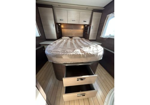 Integral Motorhome PILOTE Bavaria I 8302 en Sale Occasion