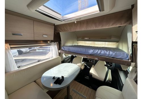 Integral Motorhome PILOTE Bavaria I 8302 en Sale Occasion