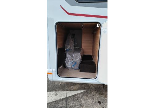 Low Profile Motorhome DETHLEFFS Globebus T1 en Sale Occasion