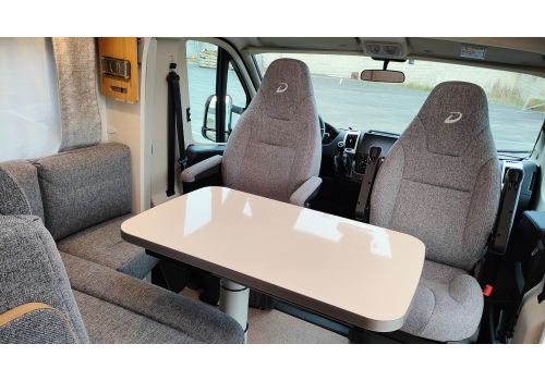 Low Profile Motorhome DETHLEFFS Globebus T1 en Sale Occasion