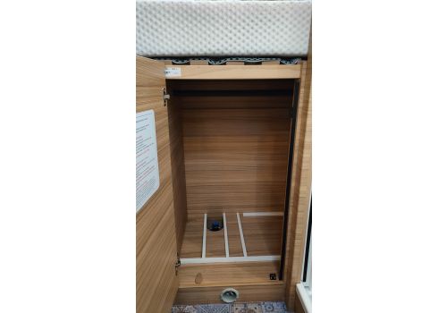 Low Profile Motorhome DETHLEFFS Globebus T1 en Sale Occasion