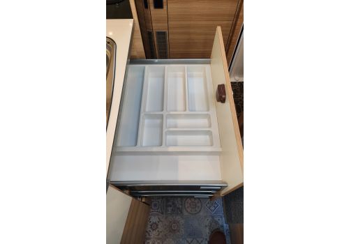 Low Profile Motorhome DETHLEFFS Globebus T1 en Sale Occasion