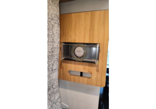 Low Profile Motorhome DETHLEFFS Globebus T1 en Sale Occasion