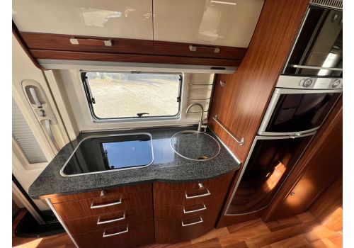 Integral Motorhome HYMER B675SL en Sale Occasion