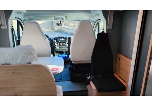 Low Profile Motorhome DETHLEFFS Just Camp T7052 DBM en Sale Occasion