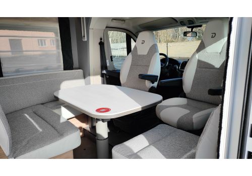 Low Profile Motorhome DETHLEFFS Just Camp T7052 DBM en Sale Occasion